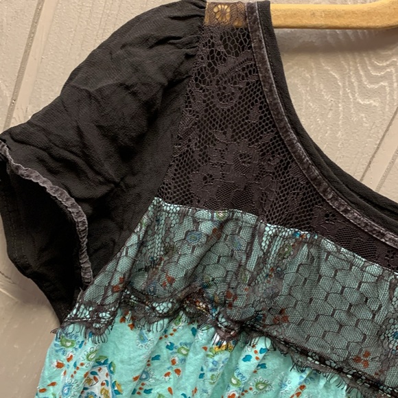 Bila Shirt - Picture 3 of 9